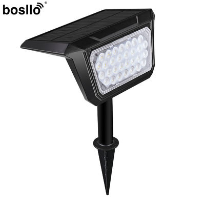 Un bon prix. Des lampes solaires intelligentes pour jardin avec deux modes d'éclairage et une source lumineuse LED blanche en ligne